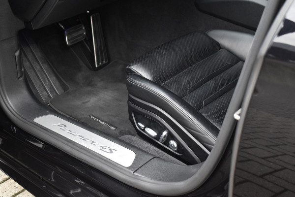 Porsche Panamera 4.0 4S 422pk | Panoramadak | 21'' Velgen | Bose | Sport Chrono | Standkachel | Camera | Comfortstoelen |
