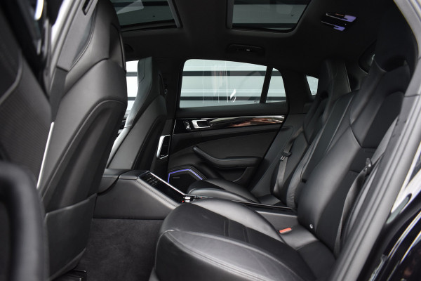 Porsche Panamera 4.0 4S 422pk | Panoramadak | 21'' Velgen | Bose | Sport Chrono | Standkachel | Camera | Comfortstoelen |