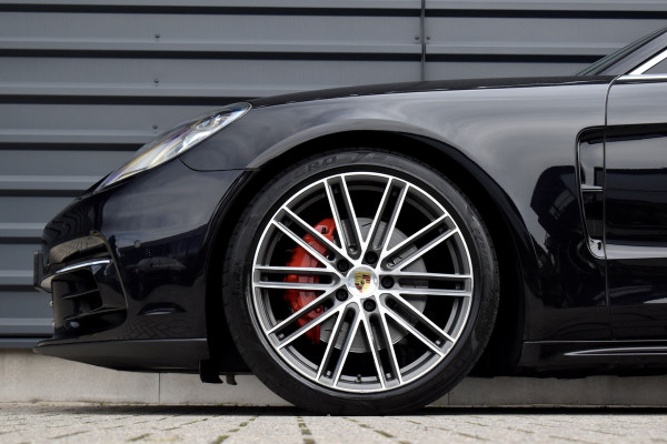 Porsche Panamera 4.0 4S 422pk | Panoramadak | 21'' Velgen | Bose | Sport Chrono | Standkachel | Camera | Comfortstoelen |