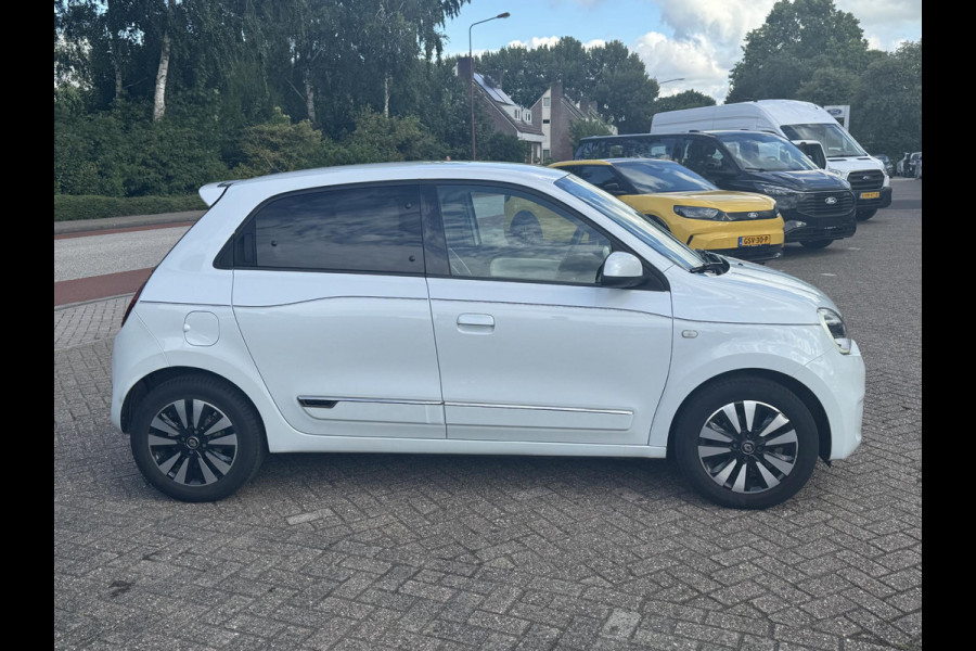 Renault Twingo 1.0 SCe Intens | Achteruitrijcamera | Cruise Control | Climate Control | Lichtmetalen Wielen |
