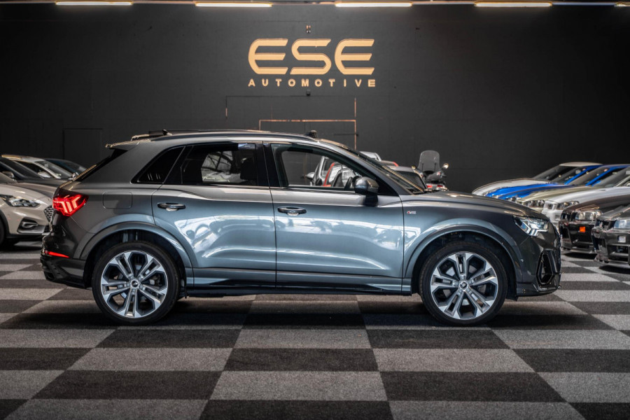 Audi Q3 45 TFSI e S edition | Pano | Keyles | Sfeer | Camera | Matrix