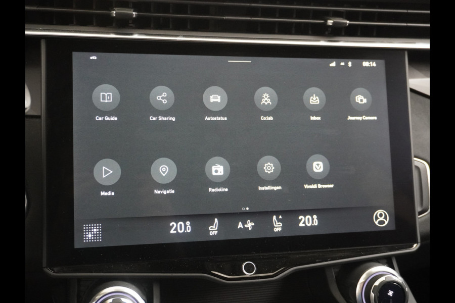 Lynk & Co 01 1.5 PHEV AUT-7 261pk Pano-Schuif-K-dak 20" 360°Camera Apple Carplay Android Auto Adaptive-Cruise Navi Pdc Ecc Keyless Led Plug-I Elek.Memory.Stoel File assistent Dodehoek detector Elektrisch bedienbare achterklep Rijstrooksensor Wifi Verkeersbord detectie 425Nm koppel 3,7kw laadvermogen A-label Euro 6 Hybride Benzine/Elektrisch rijden tot ca.69km 1.800kg trekvermogen
