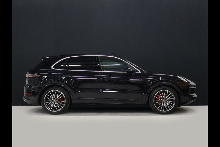 Porsche Cayenne 3.0 E-Hybrid [SPORT CHRONO, ADAPTIEVE LUCHTVERING, HEAD-UP, SOFT CLOSE, BURMESTER 3D, KEYLESS, SFEERVERLICHTING, TREKHAAK, STOELVENTILATIE, PDLS, SPORTUITLAAT, NIEUWSTAAT]