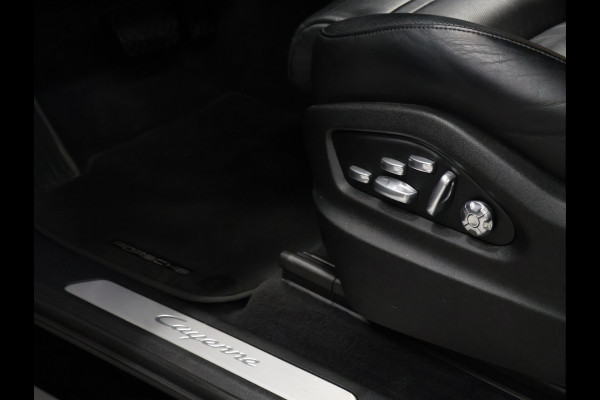 Porsche Cayenne 3.0 E-Hybrid [SPORT CHRONO, ADAPTIEVE LUCHTVERING, HEAD-UP, SOFT CLOSE, BURMESTER 3D, KEYLESS, SFEERVERLICHTING, TREKHAAK, STOELVENTILATIE, PDLS, SPORTUITLAAT, NIEUWSTAAT]