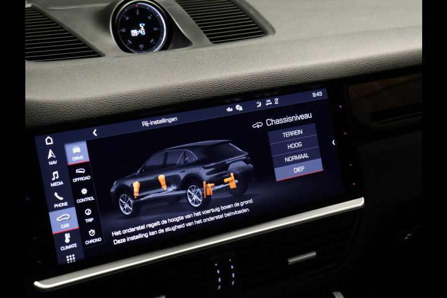 Porsche Cayenne 3.0 E-Hybrid [SPORT CHRONO, ADAPTIEVE LUCHTVERING, HEAD-UP, SOFT CLOSE, BURMESTER 3D, KEYLESS, SFEERVERLICHTING, TREKHAAK, STOELVENTILATIE, PDLS, SPORTUITLAAT, NIEUWSTAAT]