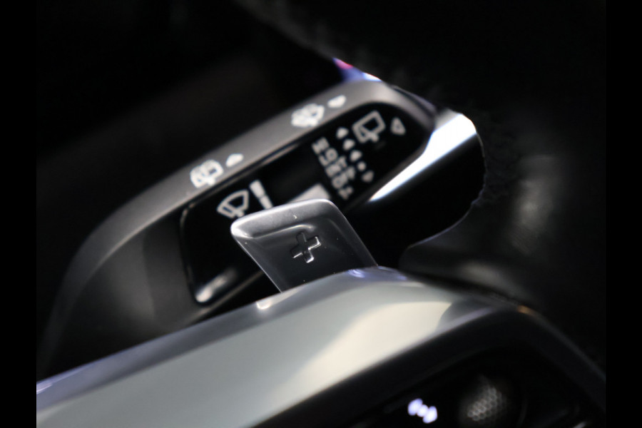Porsche Cayenne 3.0 E-Hybrid [SPORT CHRONO, ADAPTIEVE LUCHTVERING, HEAD-UP, SOFT CLOSE, BURMESTER 3D, KEYLESS, SFEERVERLICHTING, TREKHAAK, STOELVENTILATIE, PDLS, SPORTUITLAAT, NIEUWSTAAT]