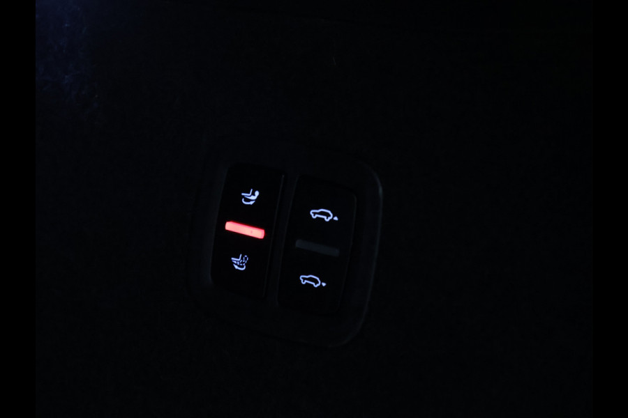 Porsche Cayenne 3.0 E-Hybrid [SPORT CHRONO, ADAPTIEVE LUCHTVERING, HEAD-UP, SOFT CLOSE, BURMESTER 3D, KEYLESS, SFEERVERLICHTING, TREKHAAK, STOELVENTILATIE, PDLS, SPORTUITLAAT, NIEUWSTAAT]