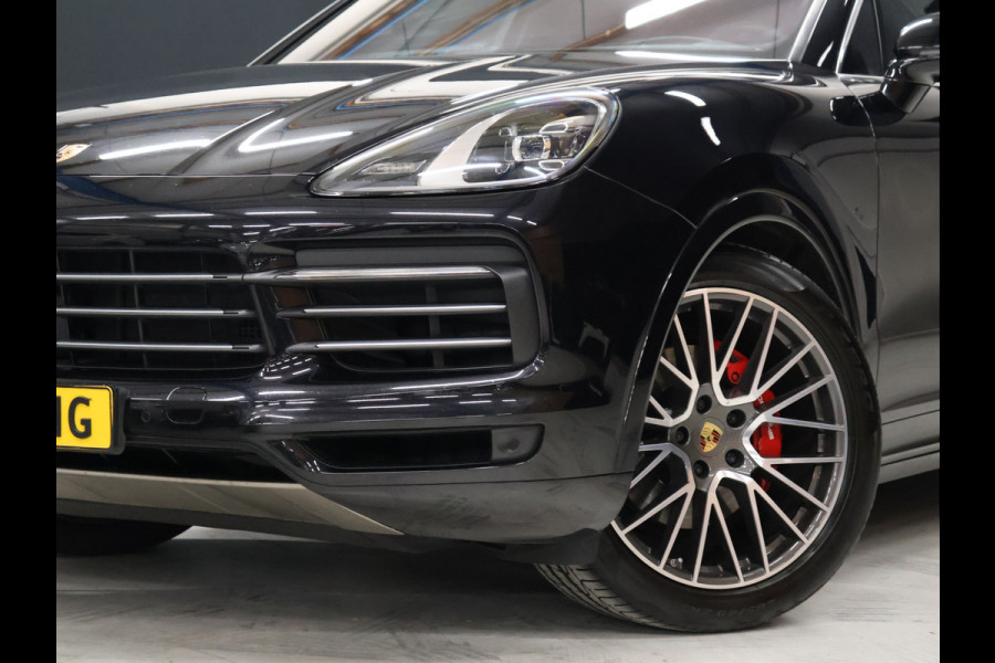 Porsche Cayenne 3.0 E-Hybrid [SPORT CHRONO, ADAPTIEVE LUCHTVERING, HEAD-UP, SOFT CLOSE, BURMESTER 3D, KEYLESS, SFEERVERLICHTING, TREKHAAK, STOELVENTILATIE, PDLS, SPORTUITLAAT, NIEUWSTAAT]