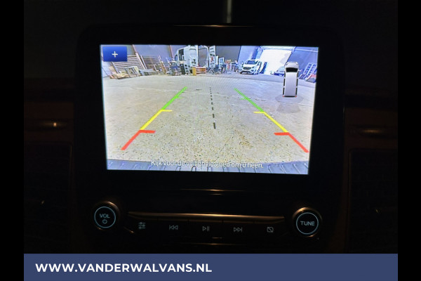 Ford Transit Custom 2.0 TDCI L2H1 Euro6 Airco | Camera | Navigatie | LED | Apple Carplay | 2800kg Trekvermogen Cruisecontrol, Parkeersensoren, Stoelverwarming, Verwarmde voorruit, Bijrijdersbank, Android auto