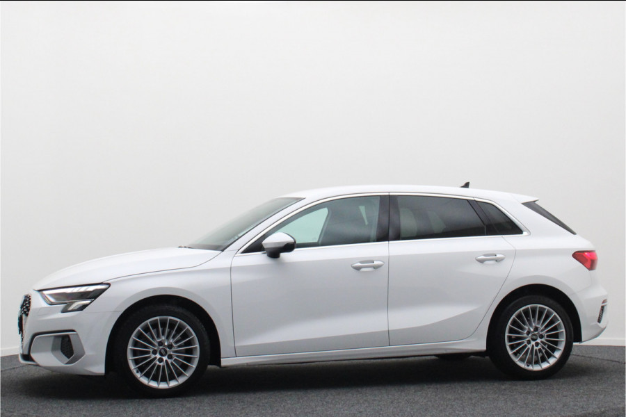 Audi A3 Sportback 30 TFSI Business edition Virtual Cockpit, Climate, Cruise, Apple Carplay, DAB, LED, Trekhaak, 17''