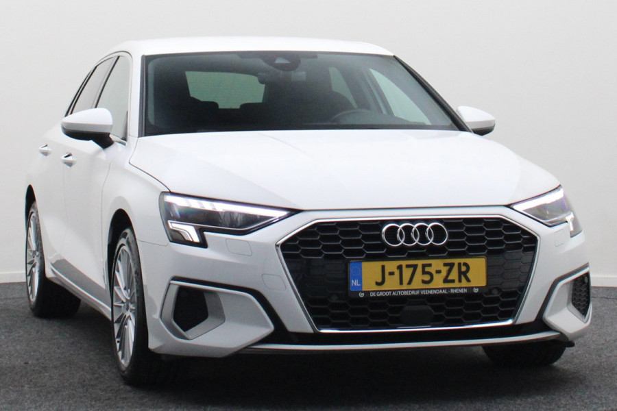 Audi A3 Sportback 30 TFSI Business edition Virtual Cockpit, Climate, Cruise, Apple Carplay, DAB, LED, Trekhaak, 17''