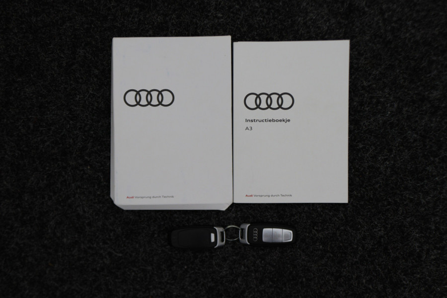 Audi A3 Sportback 30 TFSI Business edition Virtual Cockpit, Climate, Cruise, Apple Carplay, DAB, LED, Trekhaak, 17''