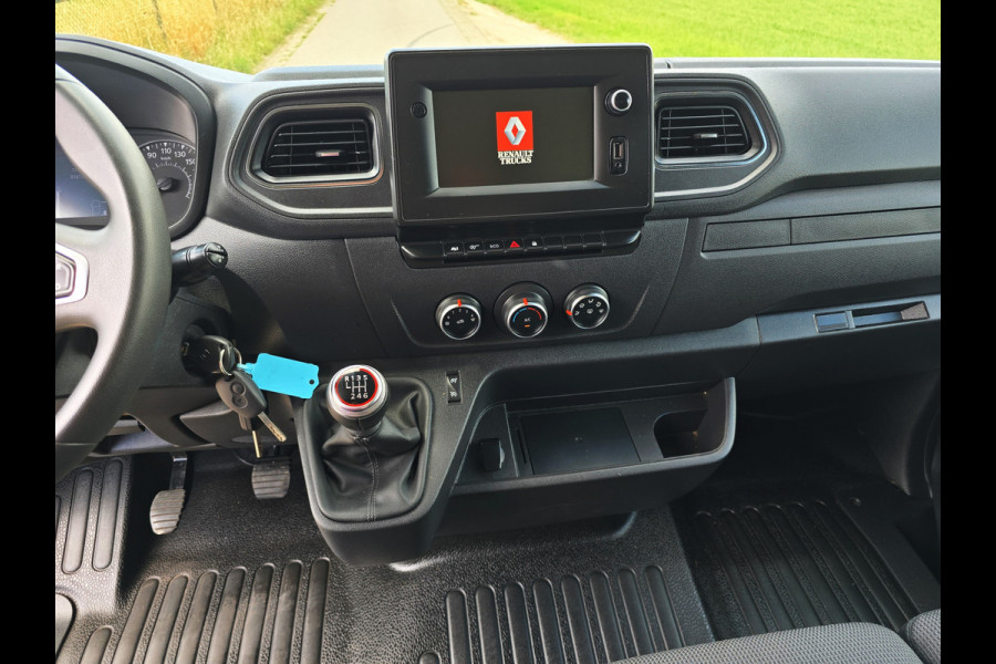 Renault Master T35 2.3 dCi Lowliner - 145 Pk - Euro 6 - Navi - ParkeerCamera - Airco - Cruise Control