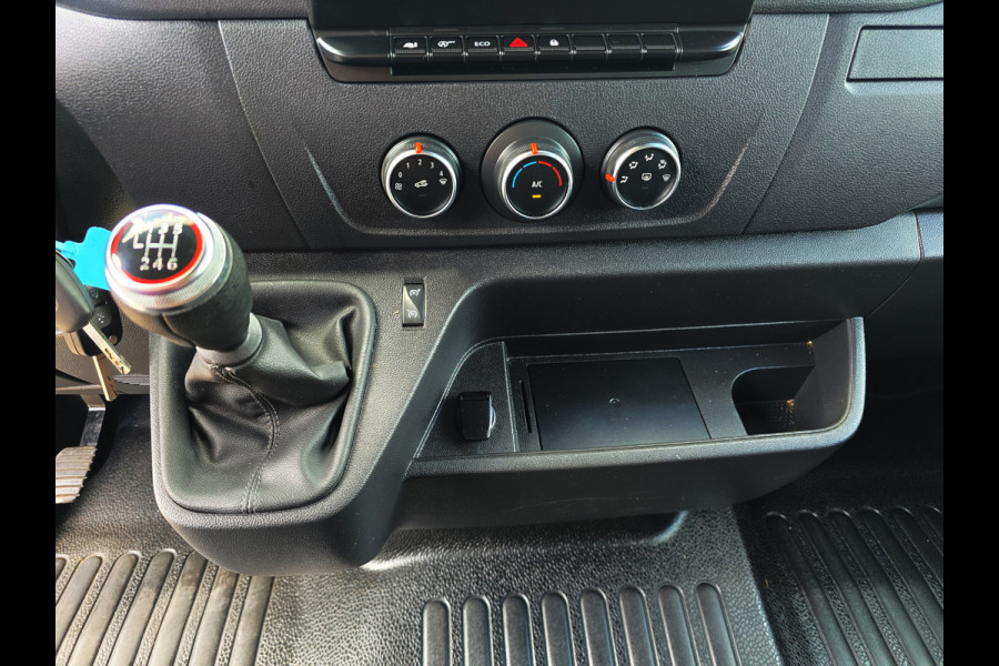 Renault Master T35 2.3 dCi Lowliner - 145 Pk - Euro 6 - Navi - ParkeerCamera - Airco - Cruise Control