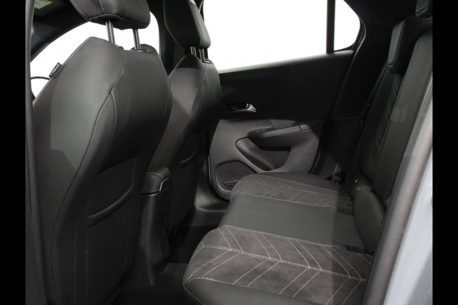 Opel Corsa 1.2 Turbo 100pk Automaat GS | Navigatie | Apple Carplay/Android Auto | Digitale Cockpit | Camera | Parkeer sensoren | Airco |