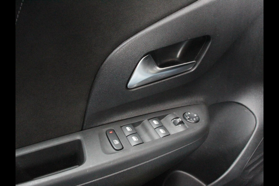 Opel Corsa 1.2 Turbo 100pk Automaat GS | Navigatie | Apple Carplay/Android Auto | Digitale Cockpit | Camera | Parkeer sensoren | Airco |