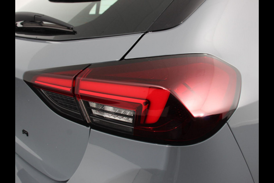 Opel Corsa 1.2 Turbo 100pk Automaat GS | Navigatie | Apple Carplay/Android Auto | Digitale Cockpit | Camera | Parkeer sensoren | Airco |
