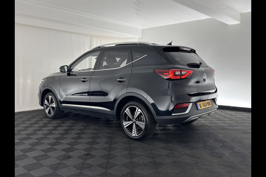MG ZS EV Luxury 45 kWh (INCL-BTW) *PANO | FULL-LEATHER | CCS-FASTLOADER | KEYLESS | NAVI-FULLMAP | ADAPTIVE-CRUISE | CAMERA | HEATED-SPORTSEATS | CARPLAY | BLINDSPOT | DAB | LANE-ASSIST | 17"ALU*