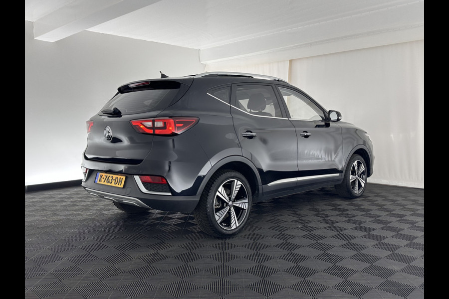 MG ZS EV Luxury 45 kWh (INCL-BTW) *PANO | FULL-LEATHER | CCS-FASTLOADER | KEYLESS | NAVI-FULLMAP | ADAPTIVE-CRUISE | CAMERA | HEATED-SPORTSEATS | CARPLAY | BLINDSPOT | DAB | LANE-ASSIST | 17"ALU*