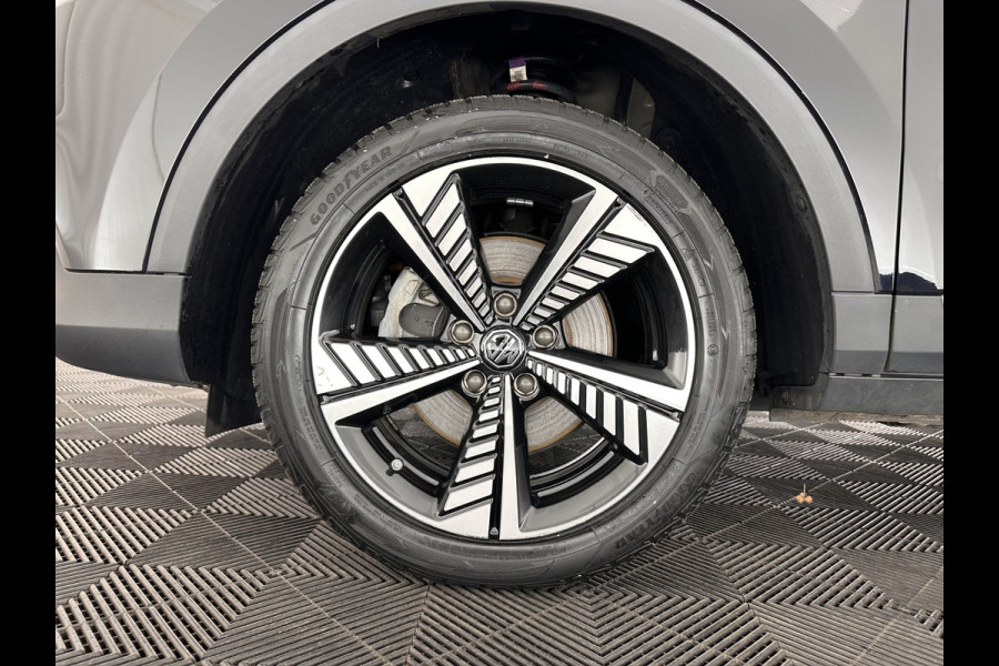 MG ZS EV Luxury 45 kWh (INCL-BTW) *PANO | FULL-LEATHER | CCS-FASTLOADER | KEYLESS | NAVI-FULLMAP | ADAPTIVE-CRUISE | CAMERA | HEATED-SPORTSEATS | CARPLAY | BLINDSPOT | DAB | LANE-ASSIST | 17"ALU*