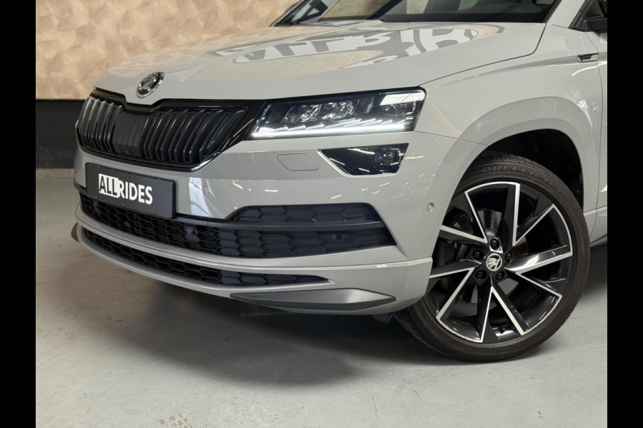 Škoda Karoq 2.0 TSI 4x4 Sportline Business | BTW | Nardo | Pano | Keyless | Trekhaak | 360 Camera | Sfeerverlichting