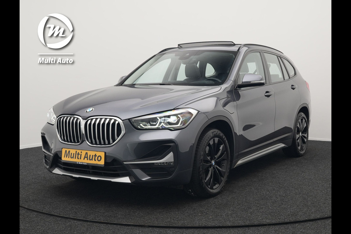 BMW X1 xDrive25e X Line Shadow Plug In Hybrid 221pk Dealer O.H. PHEV | Panodak | Sportstoelen Verwarmd | Sfeerverlichting | Head Up | Navigatie | Cruise Control | LED Koplampen | M-Stuur | Stoelverwarming | DAB | BMW X1 xDrive25e X Line Shadow Plug In Hybrid 221pk Dealer O.H. PHEV | Panodak | Sportstoelen Verwarmd | Sfeerverlichting | Head Up | Navigatie | Cruise Control | LED Koplampen | M-Stuur | Stoelverwarming | DAB |