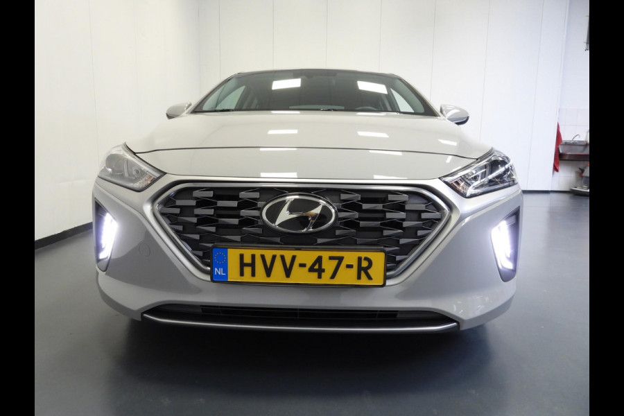 Hyundai IONIQ 1.6 GDi PHEV i-Motion CLIMA/LMV/CARPLAY