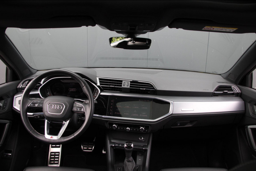 Audi Q3 Sportback 45 TFSI e S-line | Pano | Leder | ACC | Camera