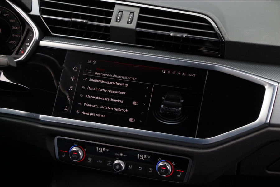 Audi Q3 Sportback 45 TFSI e S-line | Pano | Leder | ACC | Camera