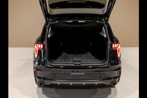 Lynk & Co 01 1.5 / 261pk / Blackstyle