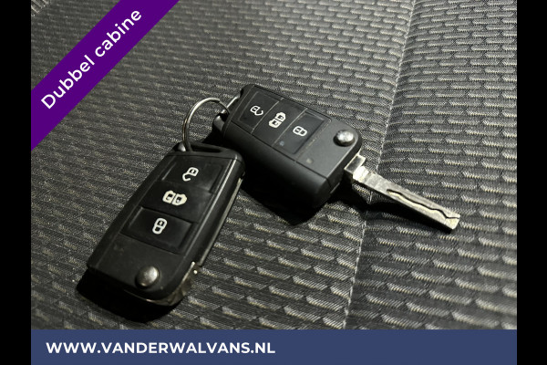 Volkswagen Transporter 2.0 TDI L2H1 Dubbele Cabine Euro6 Airco | 5-Zits | Navigatie | Trekhaak | Apple Carplay Android Auto, Cruisecontrol, Parkeersensoren