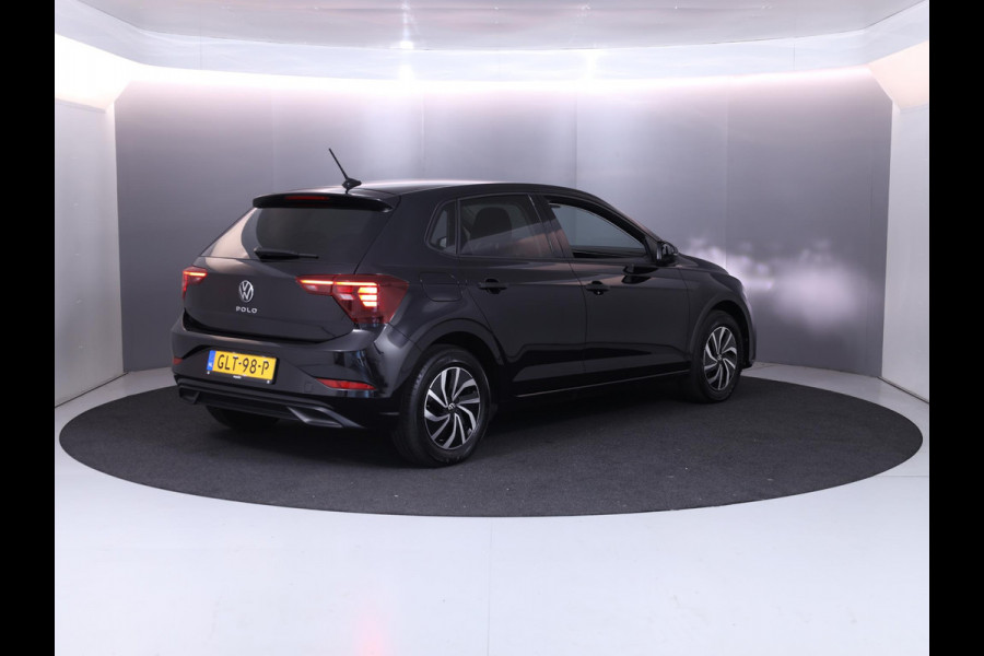 Volkswagen Polo 1.0 TSI Life Edition 95 pk Automaat (DSG) | Verlengde garantie | Navigatie via App | Parkeersensoren achter | Achteruitrijcamera | Adaptieve cruise control | LED koplampen |