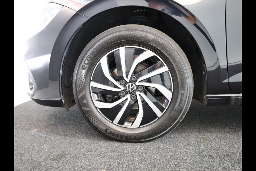 Volkswagen Polo 1.0 TSI Life Edition 95 pk Automaat (DSG) | Verlengde garantie | Navigatie via App | Parkeersensoren achter | Achteruitrijcamera | Adaptieve cruise control | LED koplampen |