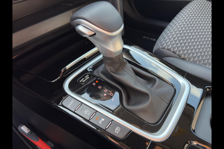 Kia Ceed Sportswagon 1.5 T-GDi DynamicPlusLine Automaat | Navi | Clima | Cruise | Stoel & Stuurverwarming | Camera | Apple Carplay & Android Auto |