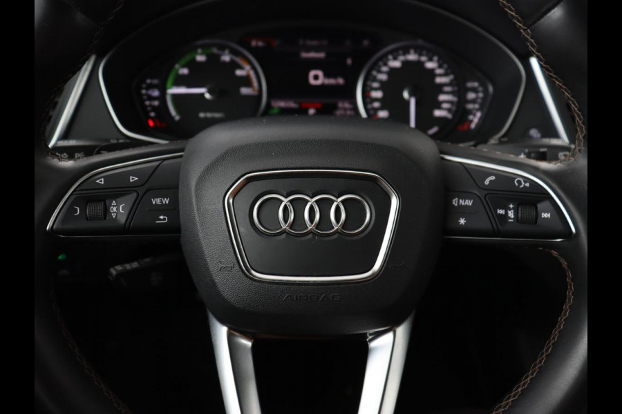 Audi Q5 50 TFSIe quattro S edition | Leder | Luchtvering | Stoelverwarming | Trekhaak | Full LED | Keyless | Navigatie | Sportstoelen