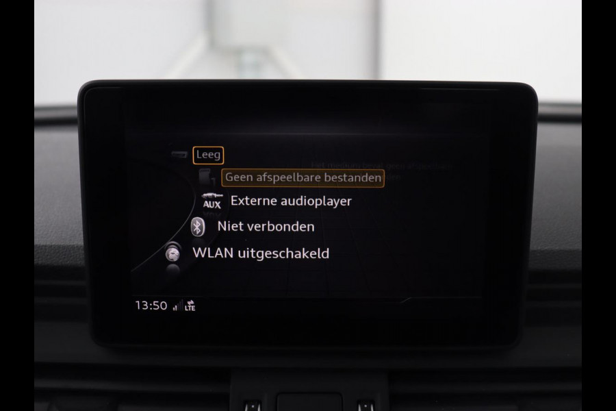 Audi Q5 50 TFSIe quattro S edition | Leder | Luchtvering | Stoelverwarming | Trekhaak | Full LED | Keyless | Navigatie | Sportstoelen