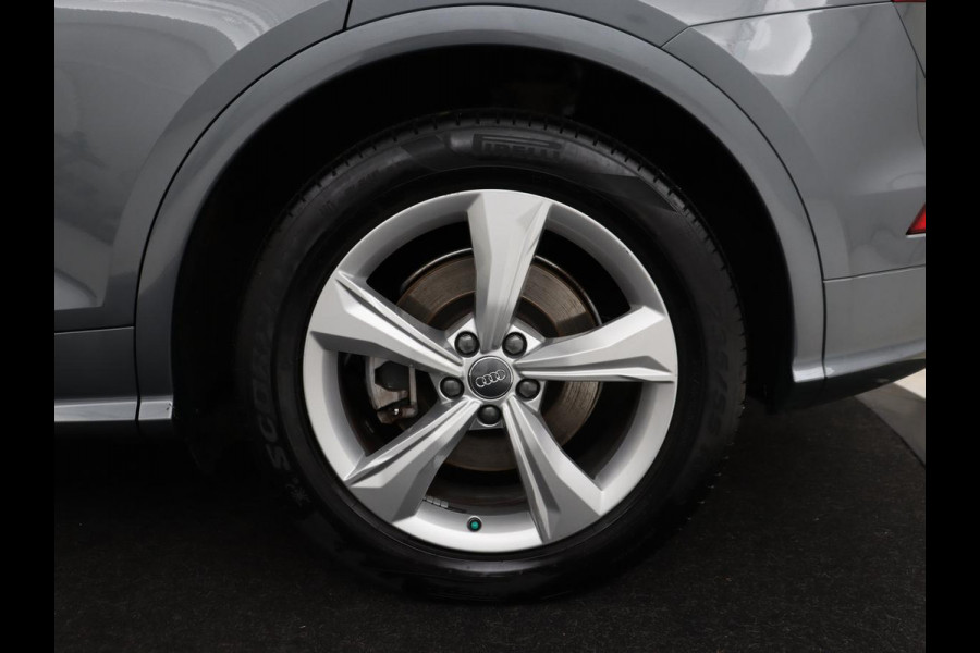 Audi Q5 50 TFSIe quattro S edition | Leder | Luchtvering | Stoelverwarming | Trekhaak | Full LED | Keyless | Navigatie | Sportstoelen