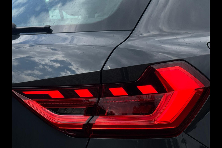 Audi A1 Sportback 25 TFSI Advanced Sport edition, vele opties, 17 inch, ecc, 1e eigenaar, NL auto met nationale auto pas