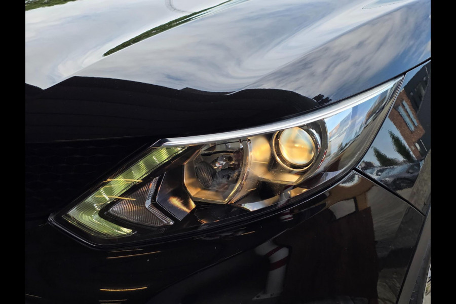 Nissan QASHQAI 1.2 N-Connecta / NAP !! / PANODAK / KEYLESS / STOELVERW. / DAB+ / 360CAM. / P.SENSOR V+A / NWE BEURT / GARANTIE !