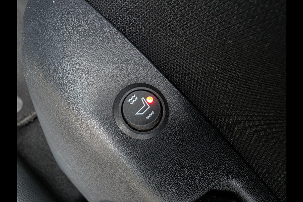 Nissan QASHQAI 1.2 N-Connecta / NAP !! / PANODAK / KEYLESS / STOELVERW. / DAB+ / 360CAM. / P.SENSOR V+A / NWE BEURT / GARANTIE !