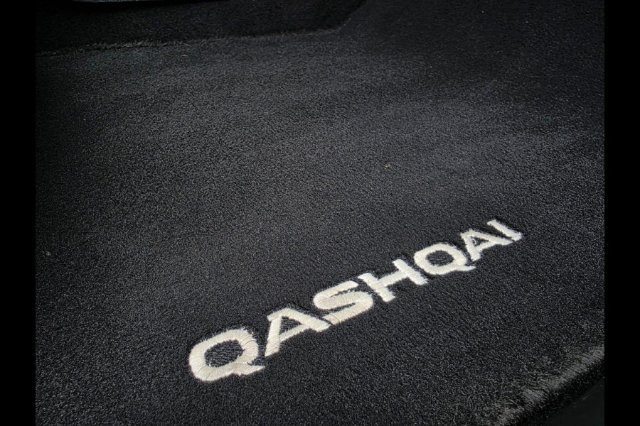 Nissan QASHQAI 1.2 N-Connecta / NAP !! / PANODAK / KEYLESS / STOELVERW. / DAB+ / 360CAM. / P.SENSOR V+A / NWE BEURT / GARANTIE !