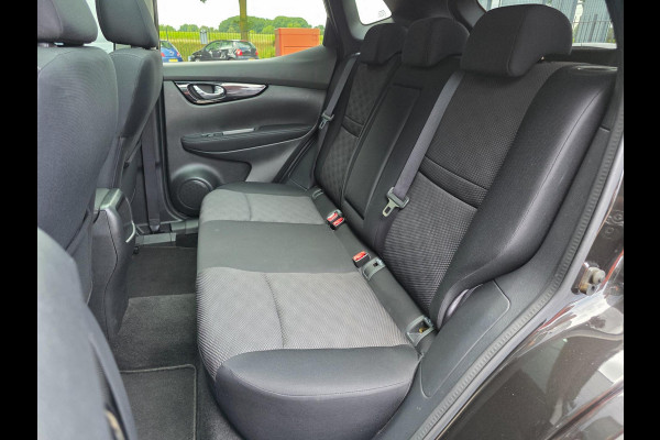 Nissan QASHQAI 1.2 N-Connecta / NAP !! / PANODAK / KEYLESS / STOELVERW. / DAB+ / 360CAM. / P.SENSOR V+A / NWE BEURT / GARANTIE !
