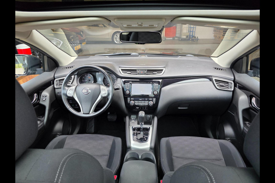 Nissan QASHQAI 1.2 N-Connecta / NAP !! / PANODAK / KEYLESS / STOELVERW. / DAB+ / 360CAM. / P.SENSOR V+A / NWE BEURT / GARANTIE !