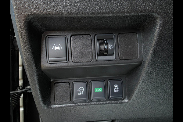 Nissan QASHQAI 1.2 N-Connecta / NAP !! / PANODAK / KEYLESS / STOELVERW. / DAB+ / 360CAM. / P.SENSOR V+A / NWE BEURT / GARANTIE !