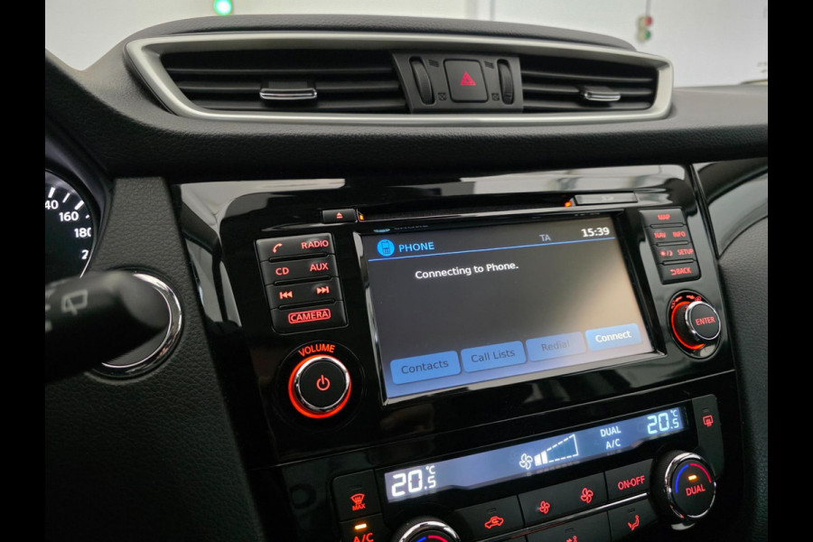 Nissan QASHQAI 1.2 N-Connecta / NAP !! / PANODAK / KEYLESS / STOELVERW. / DAB+ / 360CAM. / P.SENSOR V+A / NWE BEURT / GARANTIE !