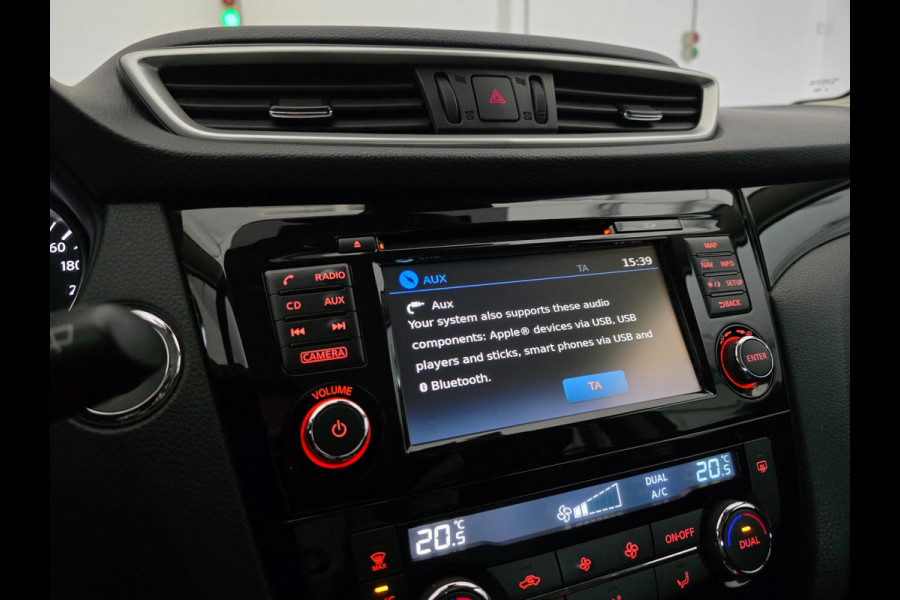 Nissan QASHQAI 1.2 N-Connecta / NAP !! / PANODAK / KEYLESS / STOELVERW. / DAB+ / 360CAM. / P.SENSOR V+A / NWE BEURT / GARANTIE !