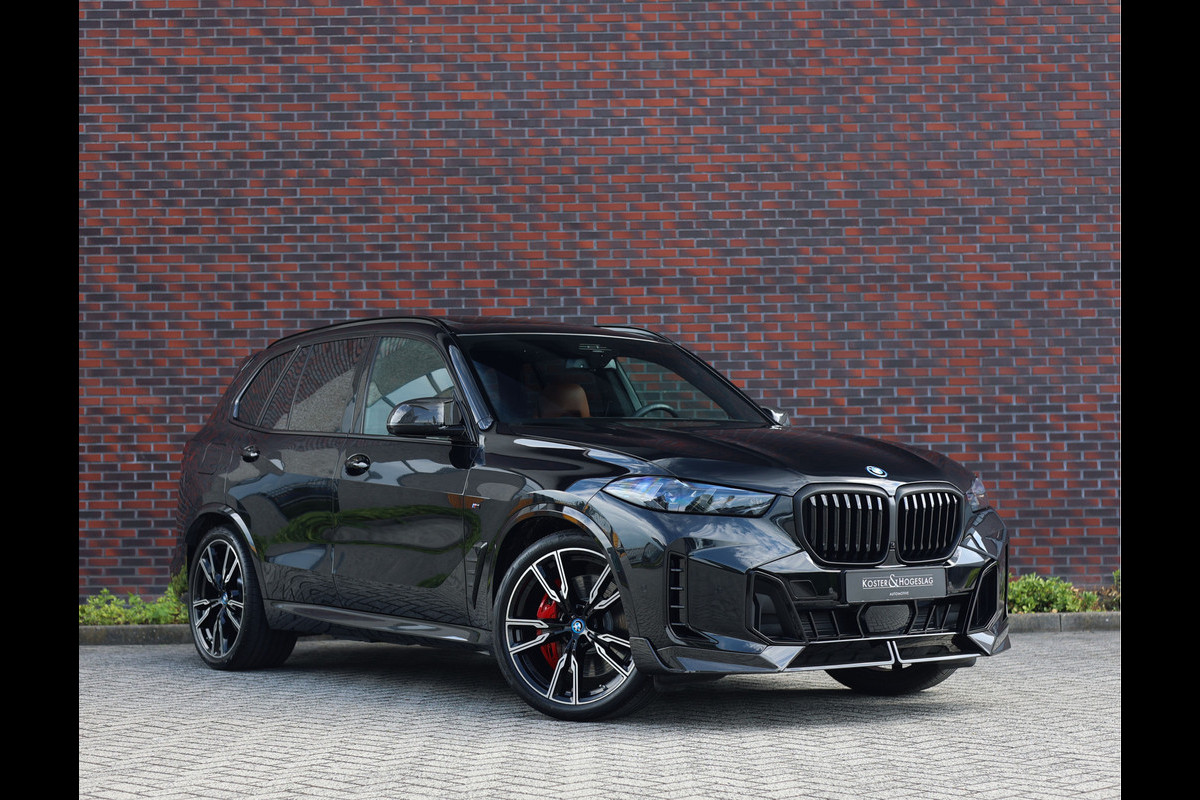 BMW X5 50e xDrive M Performance | Sky - Massage - B&W - Vierwielbesturing BMW X5 50e xDrive M Performance | Sky - Massage - B&W - Vierwielbesturing