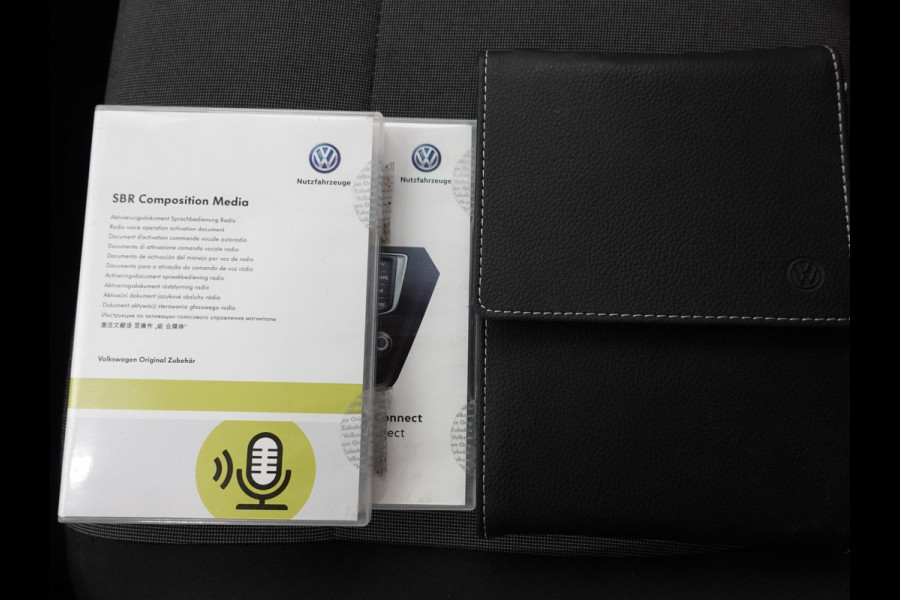 Volkswagen Transporter T6 L2H1 102pk Dubbele cabine Airco Cruise control Trekhaak Euro6 Bluetooth