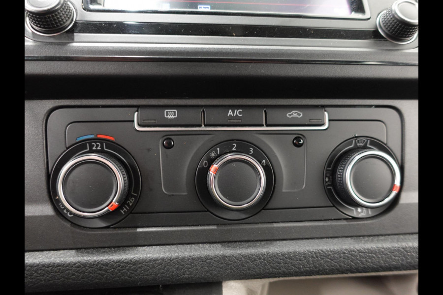 Volkswagen Transporter T6 L2H1 102pk Dubbele cabine Airco Cruise control Trekhaak Euro6 Bluetooth