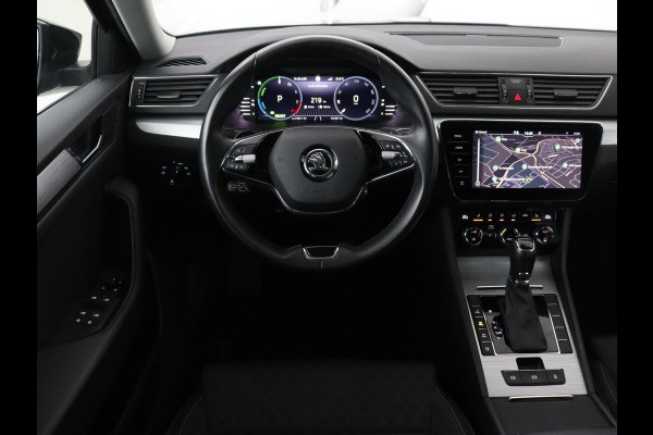 Škoda Superb 1.4 TSI iV Business Edition | Trekhaak | Stoelverwarming | Adaptive cruise | Carplay | Virtual Cockpit | Full LED | Keyless | Navigatie